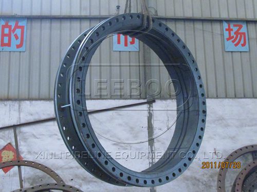 <a href=http://www.xinligd.com target=_blank class=infotextkey>橡膠接頭</a>冬季的維護(hù)保養(yǎng)
